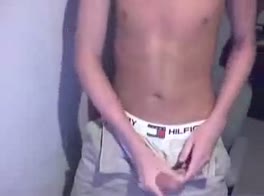 LAD WITH NECKLACE DOES NICE SHOW 4 U